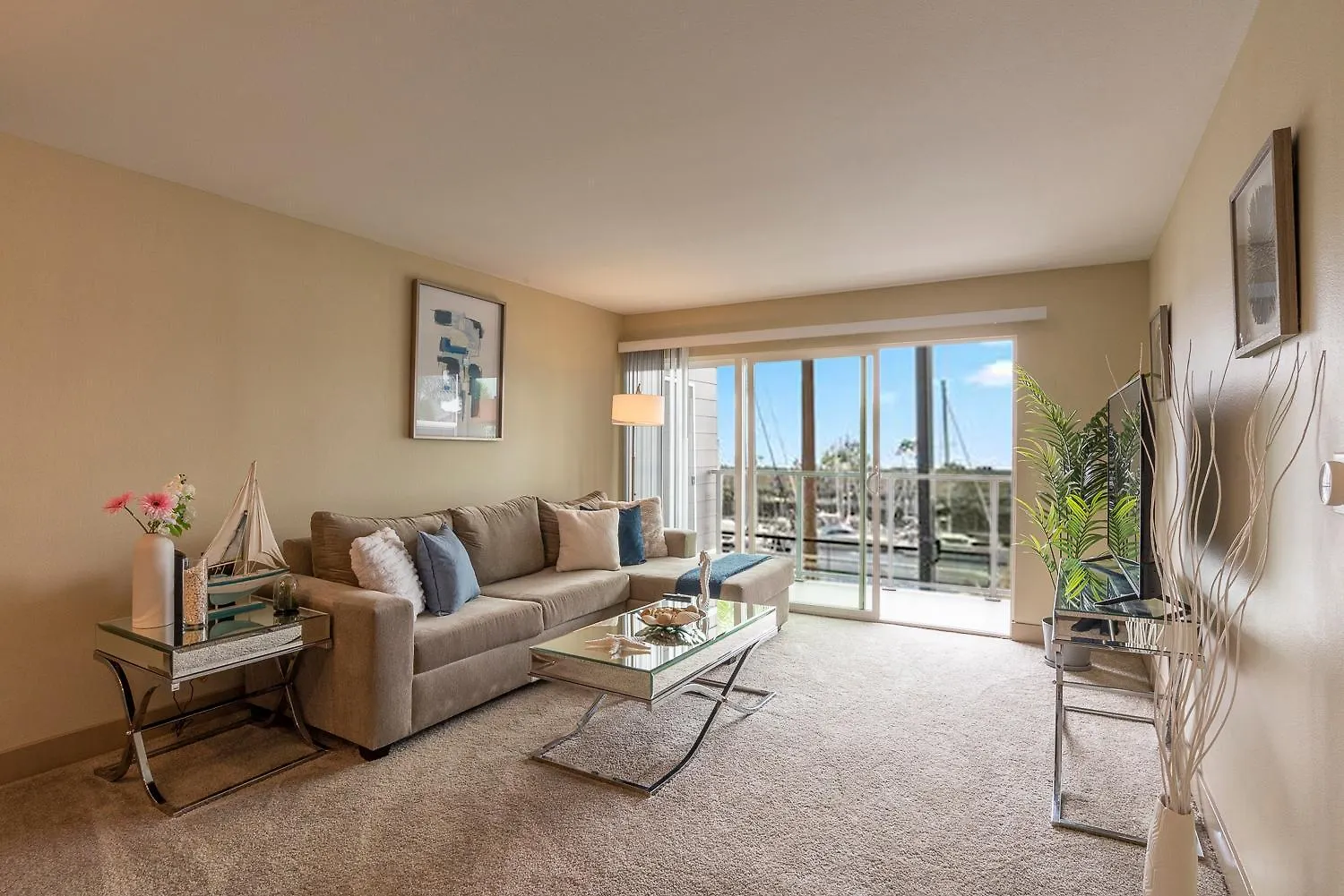 Harbor Views ,Luxury Condo, Venice&Marina Los Angeles Aparthotel
